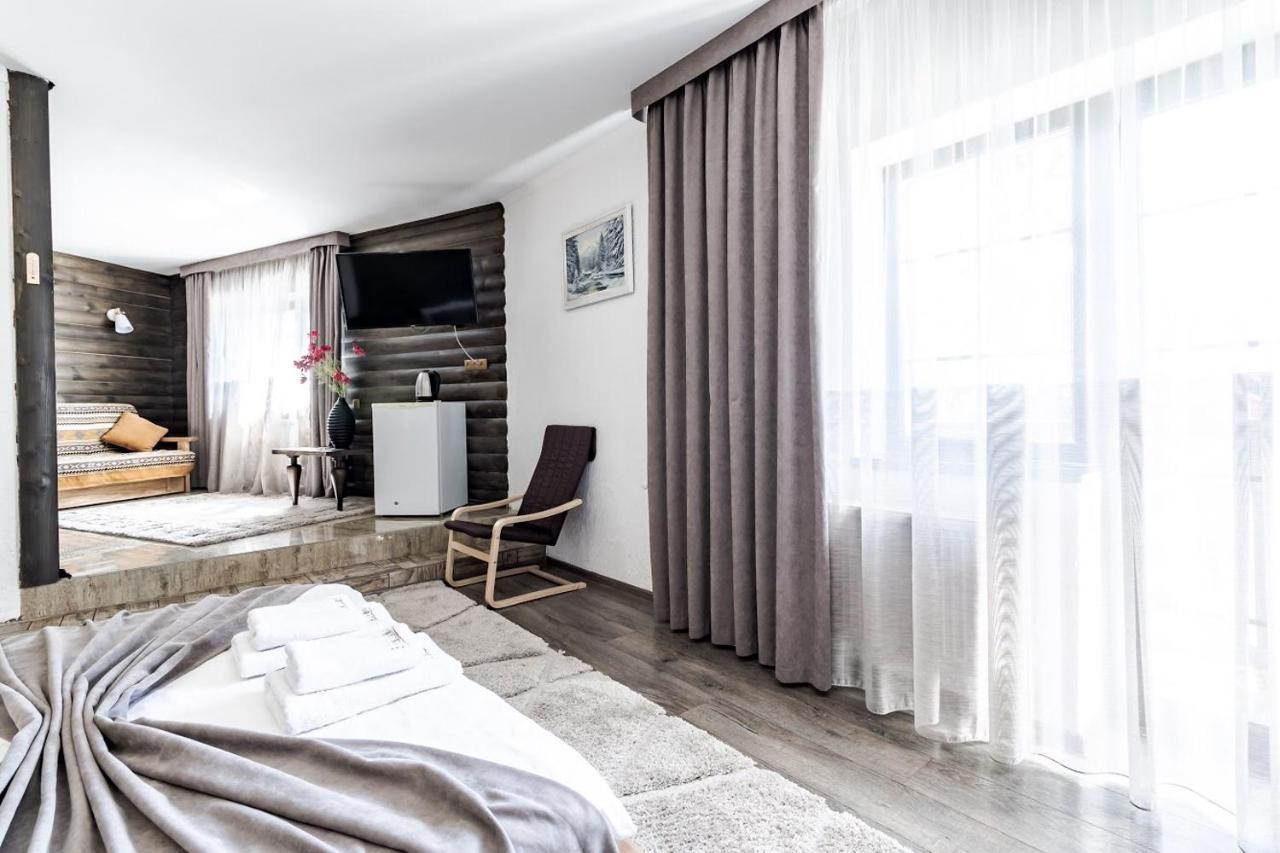Маєток "Zymon & Ski" Bukovel Exterior foto
